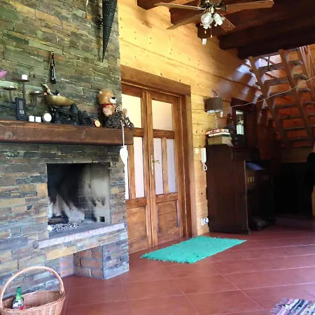 Dom Nad Jeziorem Z Prywatna Plaza Casa vacanze Maroz